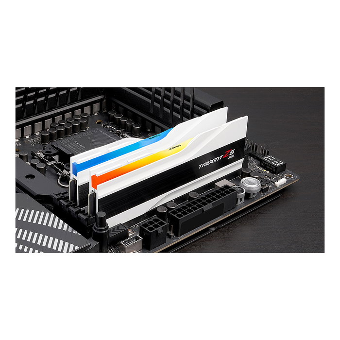 G.Skill Trident Z5 RGB 32GB (2x16GB) DDR5 6400MHz CL30 Kit Memoria RAM G.Skill Trident Z5 RGB 32GB (2x16GB) DDR5 6400MHz CL30 Kit Memoria RAM
