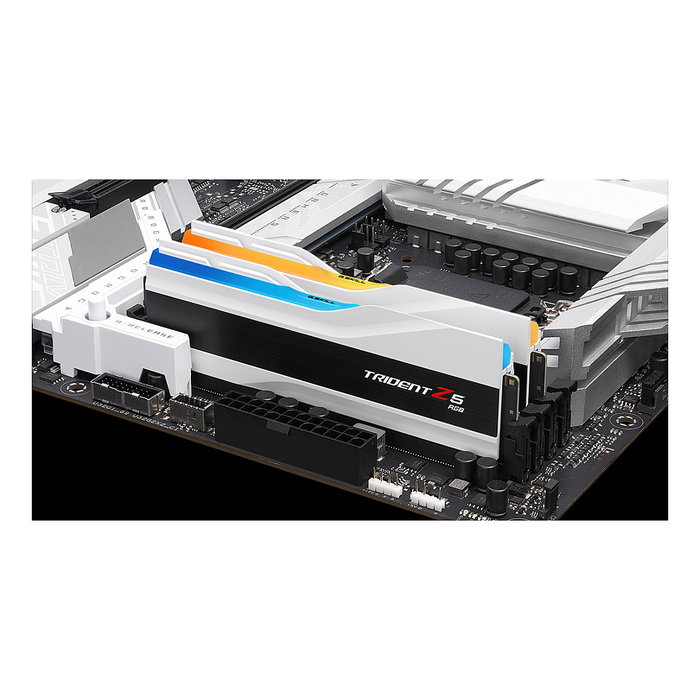 G.Skill Trident Z5 RGB 32GB (2x16GB) DDR5 6400MHz CL30 Kit Memoria RAM G.Skill Trident Z5 RGB 32GB (2x16GB) DDR5 6400MHz CL30 Kit Memoria RAM