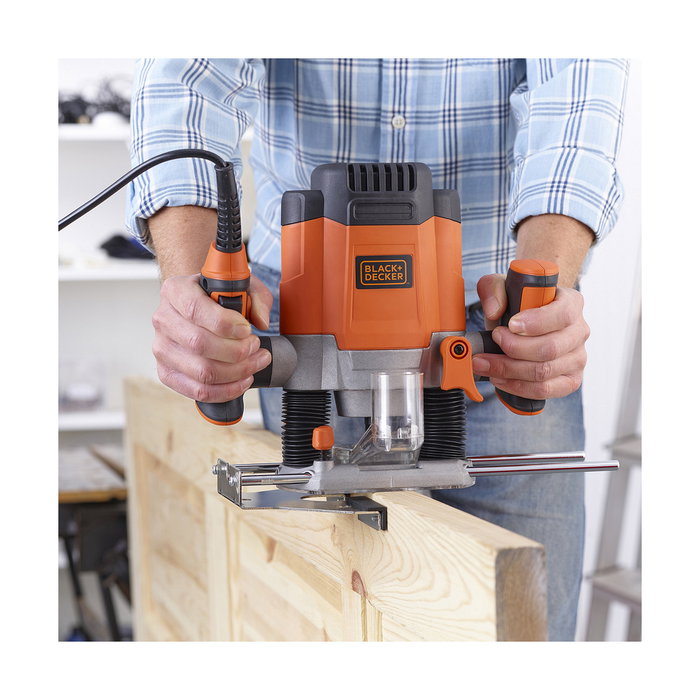 Black+Decker Fresadora Electrónica 1200W KW1200EKA