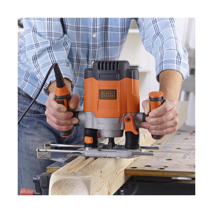 Black+Decker Fresadora Electrónica 1200W KW1200EKA