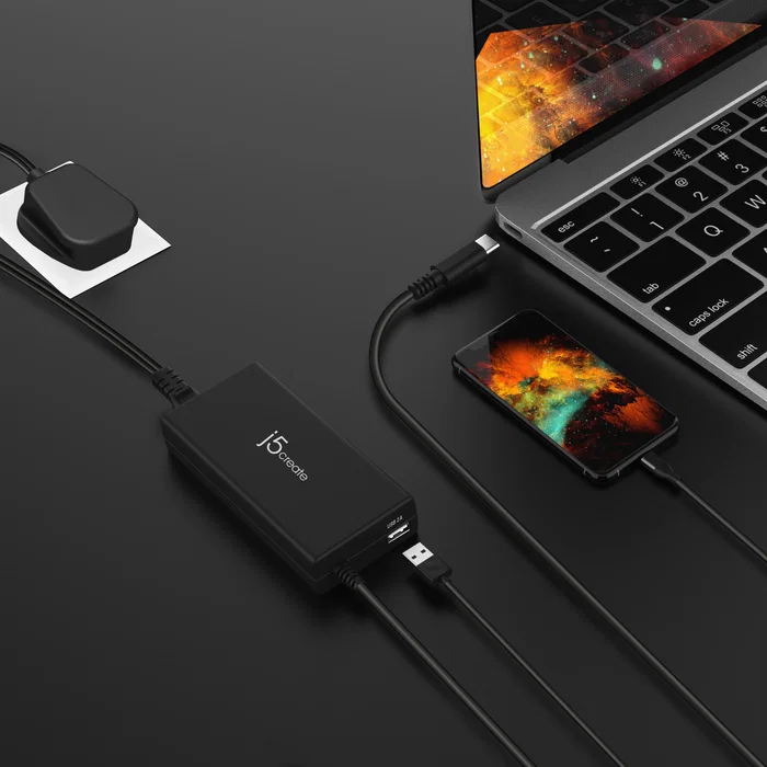 J5create JUP2290C Cargador Supercargador USB-C 100W con Cable Adjunto, Puerto Type-A, Carga Rápida PD 3.0, Color Negro - Para MacBook, iPhone, Nintendo Switch