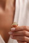 Heliophilia Silver Anillo NRZ999851 Plata de Ley 925 Baño de Oro Color Oro Elegante y Sofisticado Accesorio Atemporal