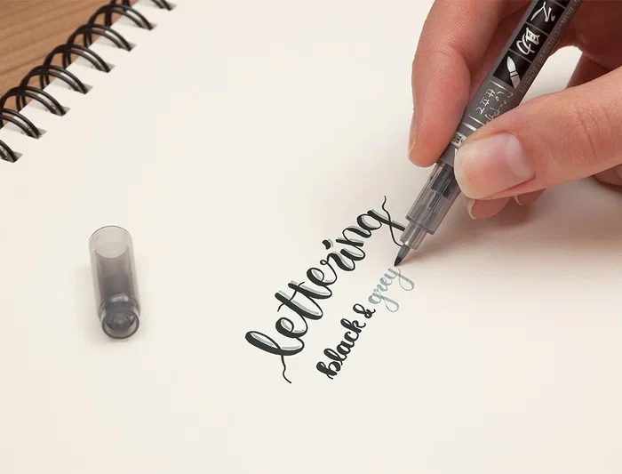 Tombow Rotulador Fudenosuke Doble Punta Blanda Tinta Base Agua Gris/Negro para Caligrafía y Dibujo