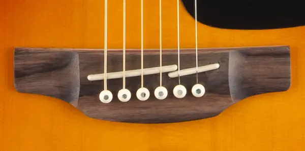 Takamine GN51CE-BSB Guitarra electroacústica