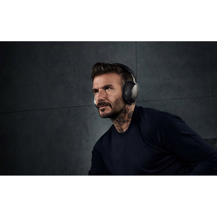 Bowers & Wilkins PX8 Auriculares Inalámbricos Tan con Cancelación de Ruido