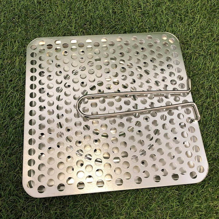 Quttin Tostador de Pan de Acero Inoxidable con Mango Plegable 20 cm x 20 cm x 1.2 cm (12 Unidades)