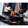 Joseph Joseph Space Wok de 32 cm con mango plegable, Azul
