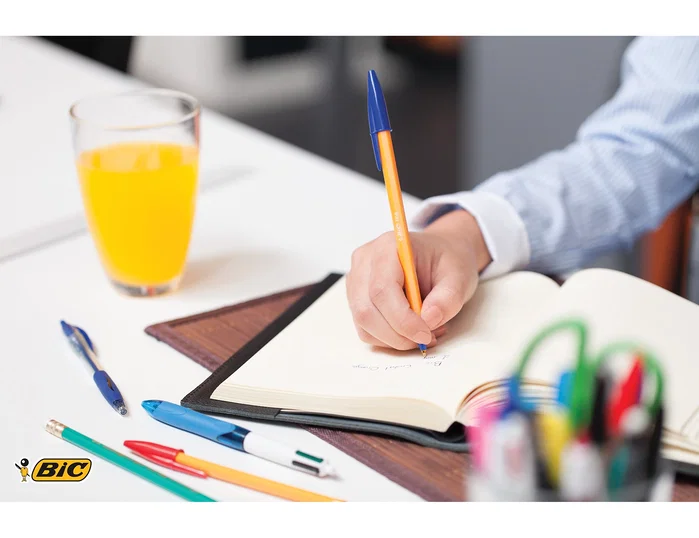 BIC Bolígrafo Original Fine Naranja con Tinta Azul Caja de 20 UD