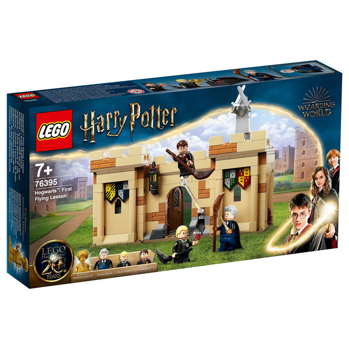 LEGO Harry Potter Hogwarts: Primera Lección de Vuelo 76395 Set de Construcción con 4 Mini Figuras, 264 Piezas, para 7 Años o Más