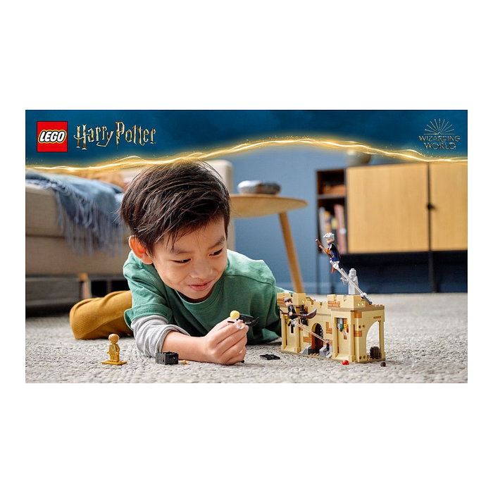 LEGO Harry Potter Hogwarts: Primera Lección de Vuelo 76395 Set de Construcción con 4 Mini Figuras, 264 Piezas, para 7 Años o Más