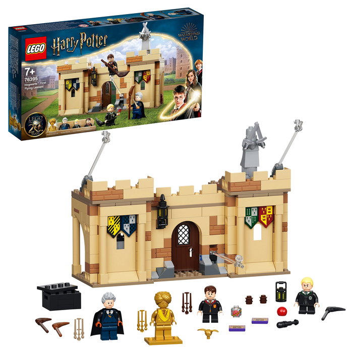 LEGO Harry Potter Hogwarts: Primera Lección de Vuelo 76395 Set de Construcción con 4 Mini Figuras, 264 Piezas, para 7 Años o Más