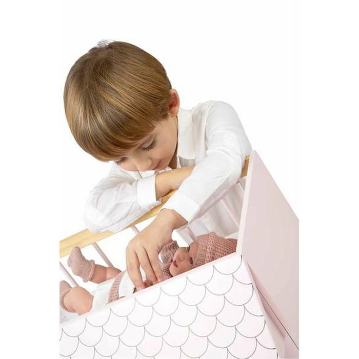 Muñecas Arias Cama-Casita Nature Rosa con 3 Perchas Muñecas Arias Cama-Casita Nature Rosa con 3 Perchas
