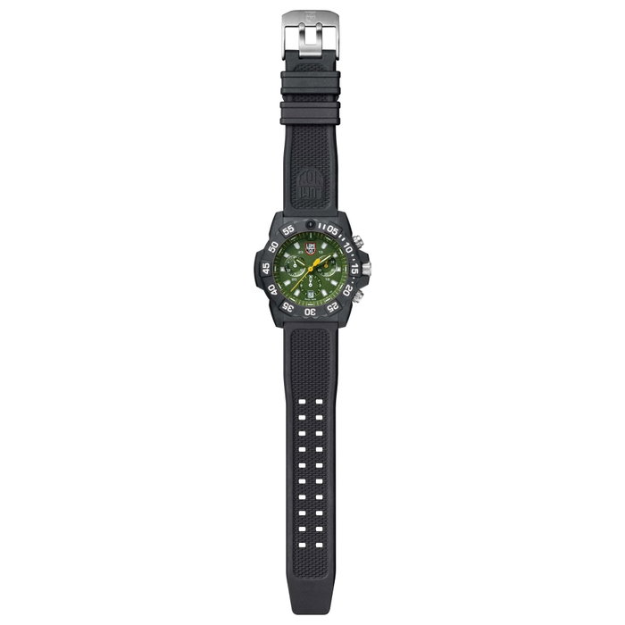Luminox XS.3597 con esfera verde y caja de carbono
