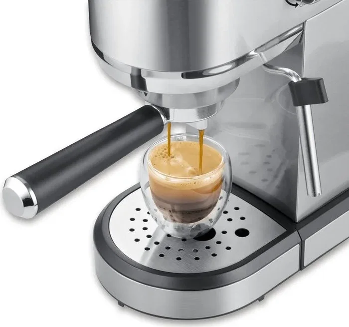 Severin KA 5997 Cafetera express de presión 20 bares 1350 W color plata Severin KA 5997 Cafetera express de presión 20 bares 1350 W color plata