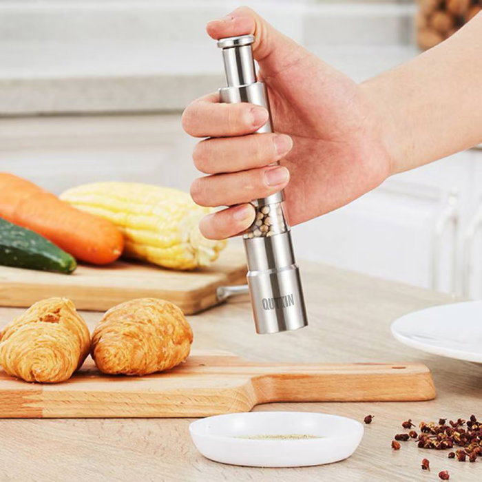 Quttin Molinillo de Especias a Presión 2.6 x 15 cm (18 Unidades)