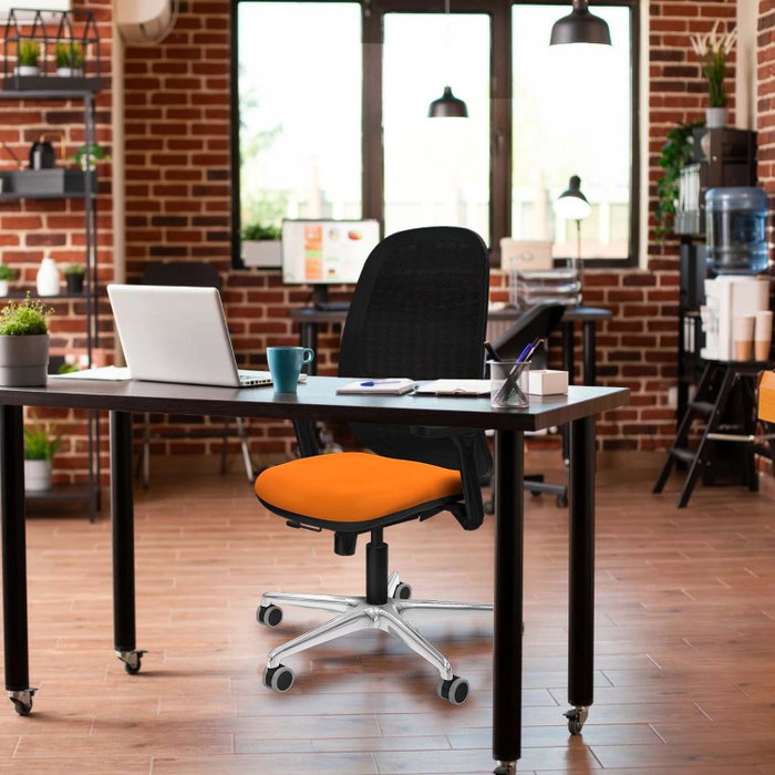 PIQUERAS Y CRESPO Silla de oficina Cilanco con mecanismo Sincro/Traslack, Brazos 3D y tapizado en Similpiel Negro PIQUERAS Y CRESPO Silla de oficina Cilanco con mecanismo Sincro/Traslack, Brazos 3D y tapizado en Similpiel Negro