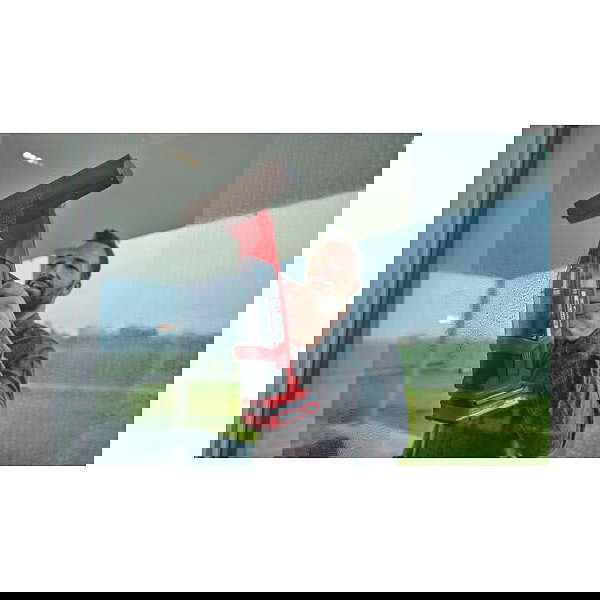 Einhell Limpiacristales a Batería BRILLIANTO - Ión de Litio, Depósito 0.3 L Einhell Limpiacristales a Batería BRILLIANTO - Ión de Litio, Depósito 0.3 L