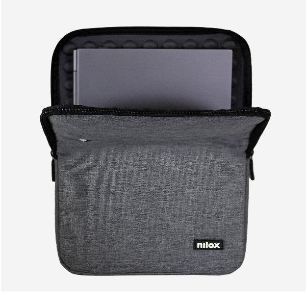 Nilox Funda Sleeve Acolchada 43.9 cm (17.3 Pulgadas) Gris para Portátil o Tablet - Poliéster, Compartimento Adicional, Ligera 150 g