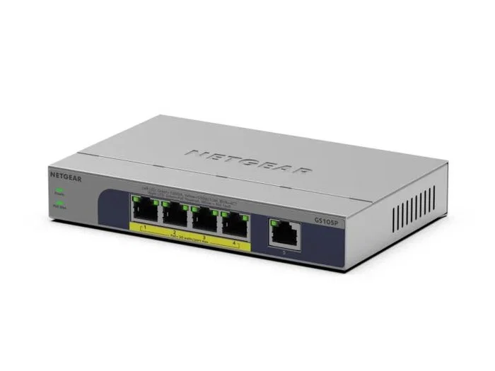 NETGEAR GS105P Switch Gigabit Ethernet No Administrado, 5 Puertos, 10/100/1000 Mbps, Power over Ethernet (PoE+), Montaje Pared/Escritorio, Gris