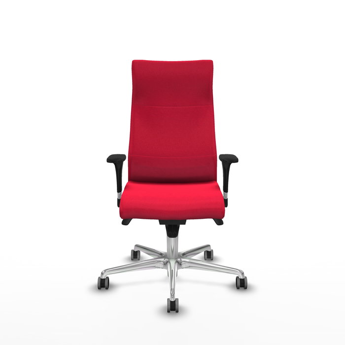 Sillón Albacete con mecanismo Sincro tapizada con Tela color Rojo. Equipado con Base aluminio, Brazos 1D y Ruedas 65 mm parqué