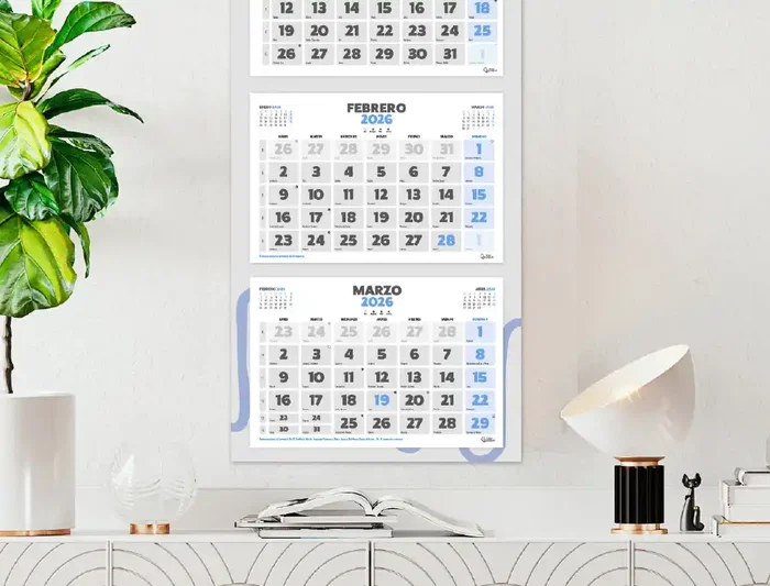 Liderpapel Calendario de Pared 2026 - 3 Meses Vista Plegable, 33x70 cm, Papel 90 g/m²