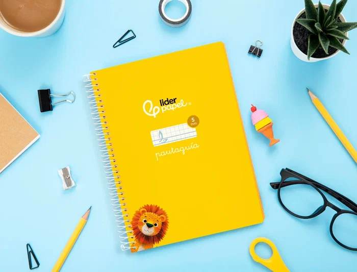 Liderpapel Cuaderno espiral Pautaguía A5 Tapa blanda 40 hojas 75gr Cuadro Pautado 5mm Color Amarillo