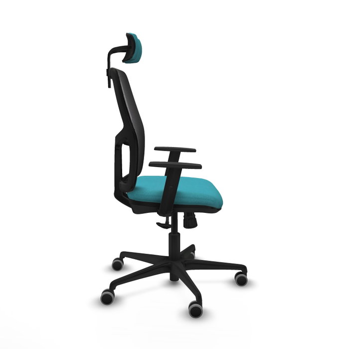 Silla de oficina Alfera con mecanismo Sincro tapizada con Tela color Turquesa y malla color Negro. Equipada con lumbar 1D, Brazos 1D, Cabecero 2D y Ruedas 65 mm parqué