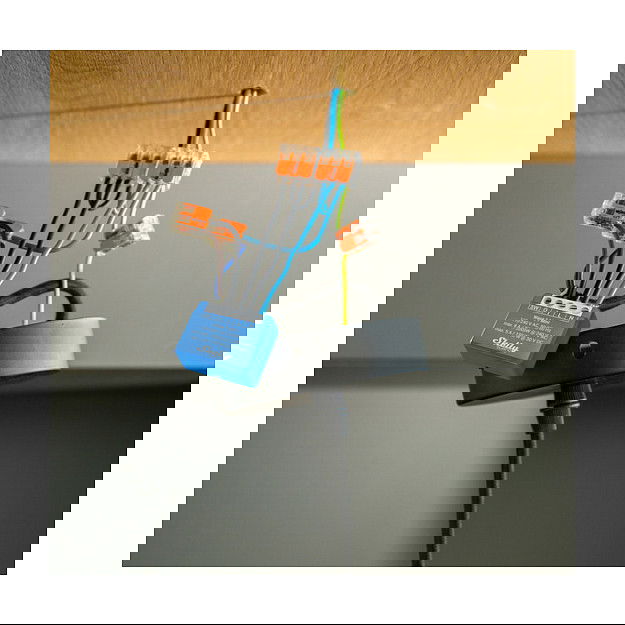 Shelly Wave 1 Mini Z-Wave Interruptor Inteligente Inalámbrico, Mando a Distancia, 1 Módulo, 2000W, 8A, 240V