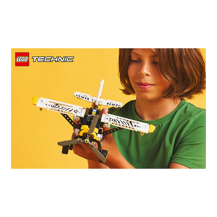 LEGO Technic 42198 Bush Plane LEGO Technic 42198 Bush Plane