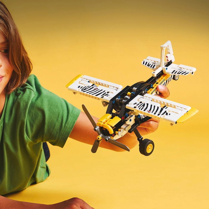 Lego Avioneta 42198 Technic, Aeroplano de Construcción con Hélice Giratoria y Motor de 4 Cilindros, +8 Años