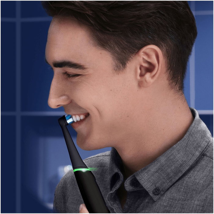 Oral-B iO 6 Cepillo Eléctrico Negro con 2 Recambios