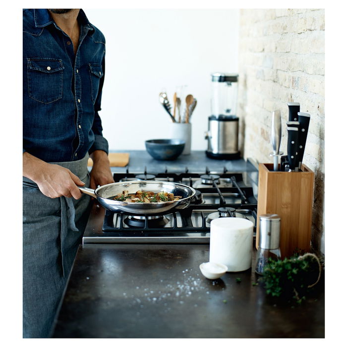 WMF Profi Resist Bratpfanne Sartén de 28 cm, Acero Inoxidable y Aluminio, para todo tipo de cocinas, Negro