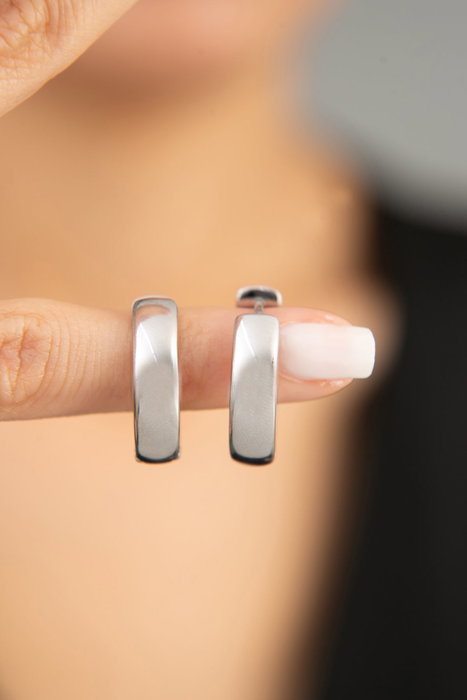 Heliophilia Silver Pendientes CKP9355 de Metal con Circonitas Cúbicas, Antialérgicos, Color Plata, 3.6 cm Largo x 2 cm Ancho