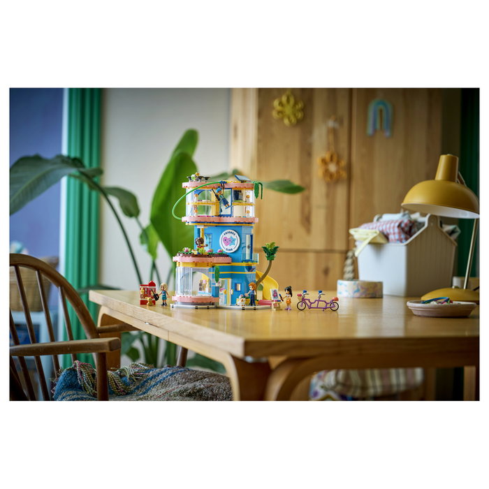LEGO Friends 42689 Heartlake City Clubhouse Club de Amistad
