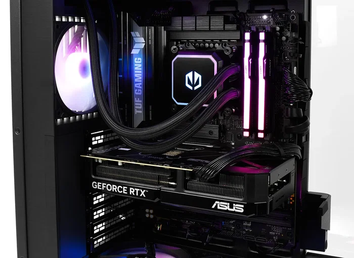 Komputronik Level UP U02 Ultra 5 | RTX 5070 | 32GB | 1TB | W11H Ordenador de Sobremesa