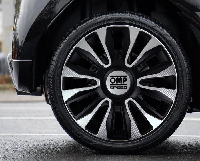 Omp Tapacubos Magnum OMPS07011322 Juego de 4 para Llantas de 13 Pulgadas, Color Negro-Plata-Carbono Omp Tapacubos Magnum OMPS07011322 Juego de 4 para Llantas de 13 Pulgadas, Color Negro-Plata-Carbono