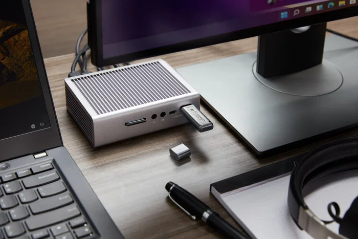 Kingston IronKey Locker+ 50 IKLP50/128GB - Pendrive USB 3.2 Gen 1 (USB-A) 128 GB, Cifrado Hardware AES-256, FIPS 197, Metal, Plata