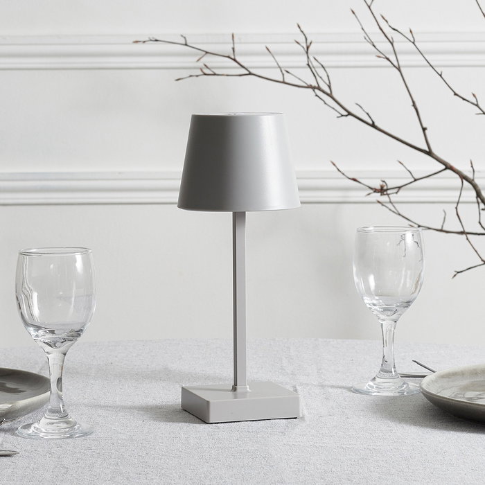 Home Deco Factory Lámpara LED Táctil Gris Plata con 3 Intensidades de Luz y 12 LED COB