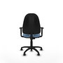 Silla de oficina Algarra con mecanismo Contacto permanente básico tapizada con Tela color Azul cielo. Equipada con Base poliamida negra, Brazos 1D y Ruedas de parqué