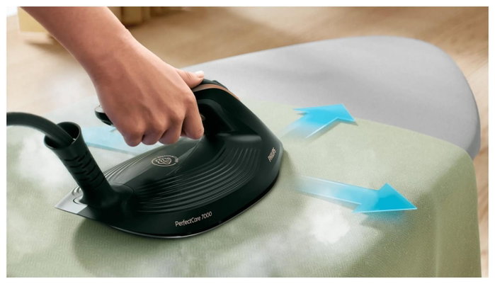 Philips PerfectCare Steamglide PSG7300/20 Negro y Dorado