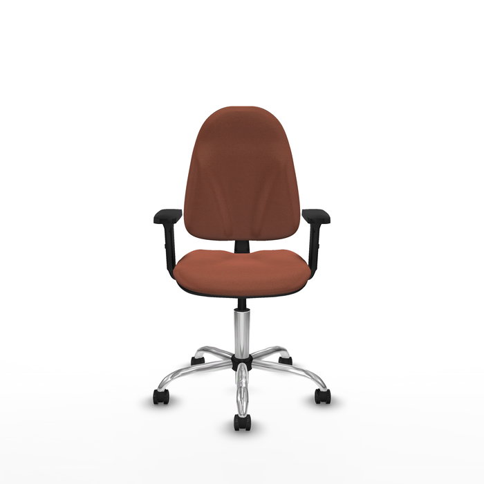 Silla de oficina Algarra con mecanismo Contacto permanente básico tapizada con Tela color Marrón. Equipada con Base cromada, Brazos 2D y Ruedas de parqué
