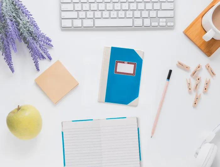 Fernandes Libro Cartone Cosido Din A6+ Rayado Horizontal 100 Hojas 100 Gr Amarillo