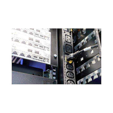 Rittal 7979.238 PDU Metered 16A/3P CEE con 18 x C13 y 12 x C19 Tomas AC