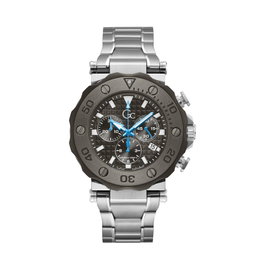 GC Y63002G5MF con esfera gris y correa plateada