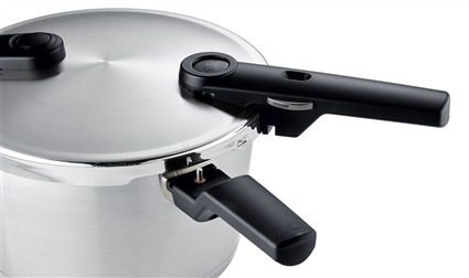 Fissler 60241011000/0 VITAQUICK PREMIUM Set de 2 Ollas 2,5 + 4,5 Litros 22 cm Acero Inoxidable Fabricado en Alemania Apto para Inducción