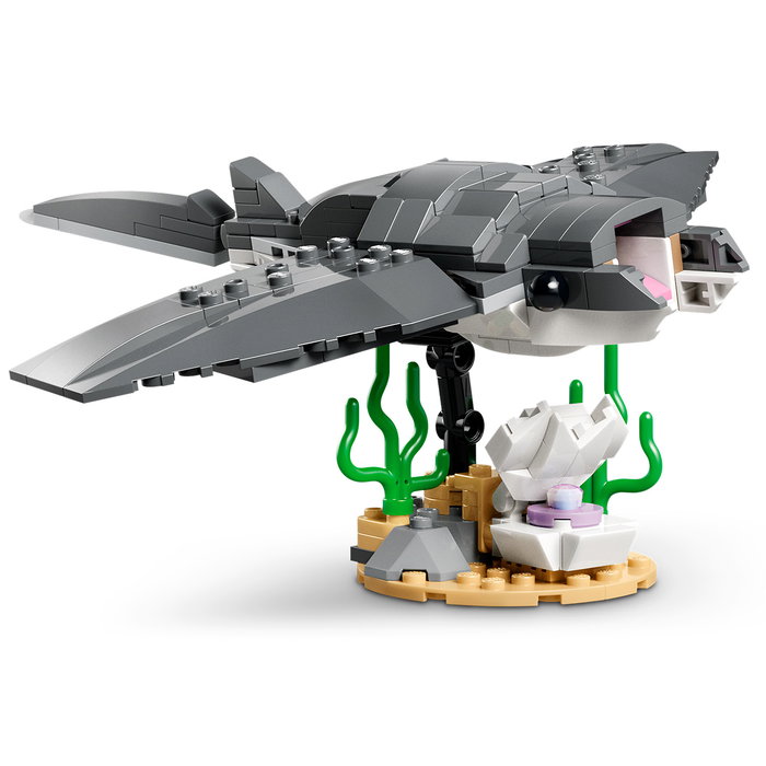LEGO Creator 3 en 1 Feroz Tiburón con Cofre del Tesoro 31381 LEGO Creator 3 en 1 Feroz Tiburón con Cofre del Tesoro 31381