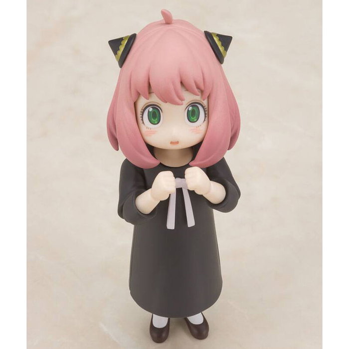 TAMASHII NATIONS Figura SH Figuarts Anya Forger Spy x Family articulada 8cm