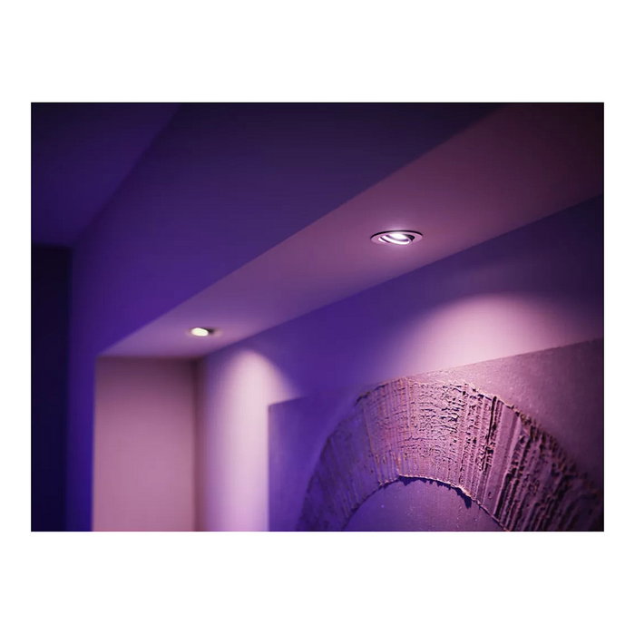 Philips Hue White and Color Ambiance Starter Kit con 3 bombillas GU10, Bridge Pro e interruptor