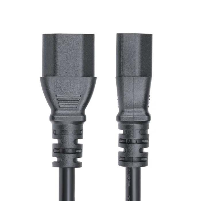 StarTech.com Cable de Alimentación IEC C14 a C13 4.5m - 15A 250V - Negro - PXTC13C141415FEU