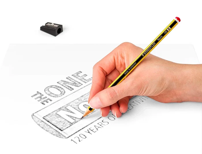 Staedtler Lápices de Grafito Noris n.2 HB Blister Promocional 120 Aniversario 12 uds + Afilalapiz + Goma